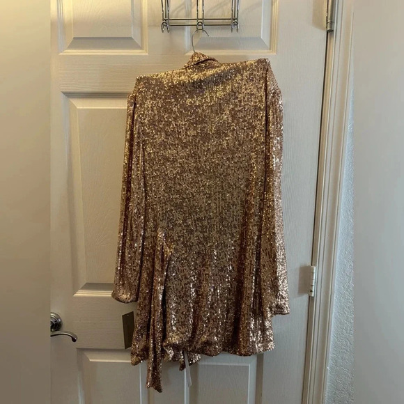 Teri Jon by Rickie Freeman
Sequin Wrap Top - Picture 5 of 8